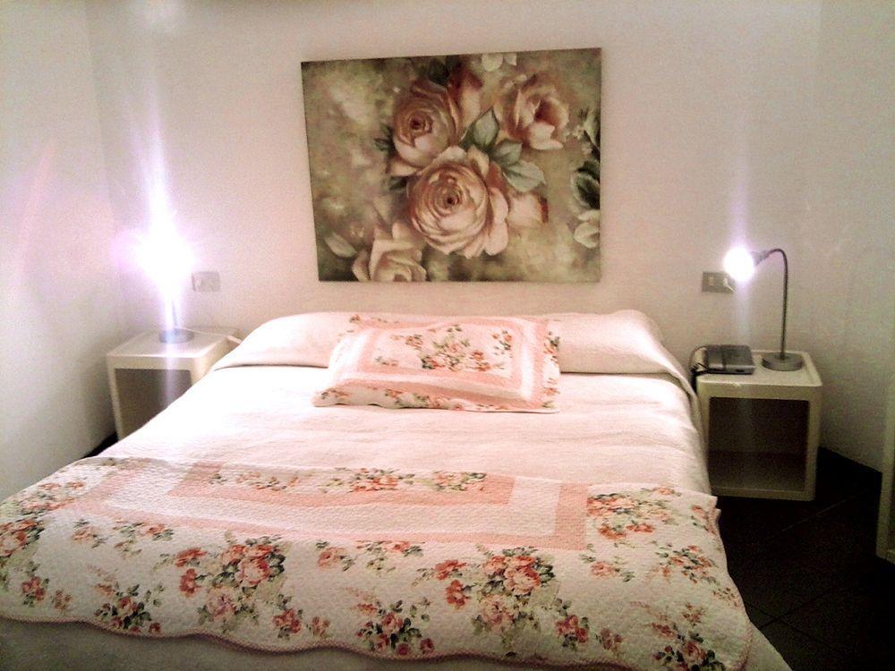 Hotel Pensione Moderna Bonassola Dış mekan fotoğraf