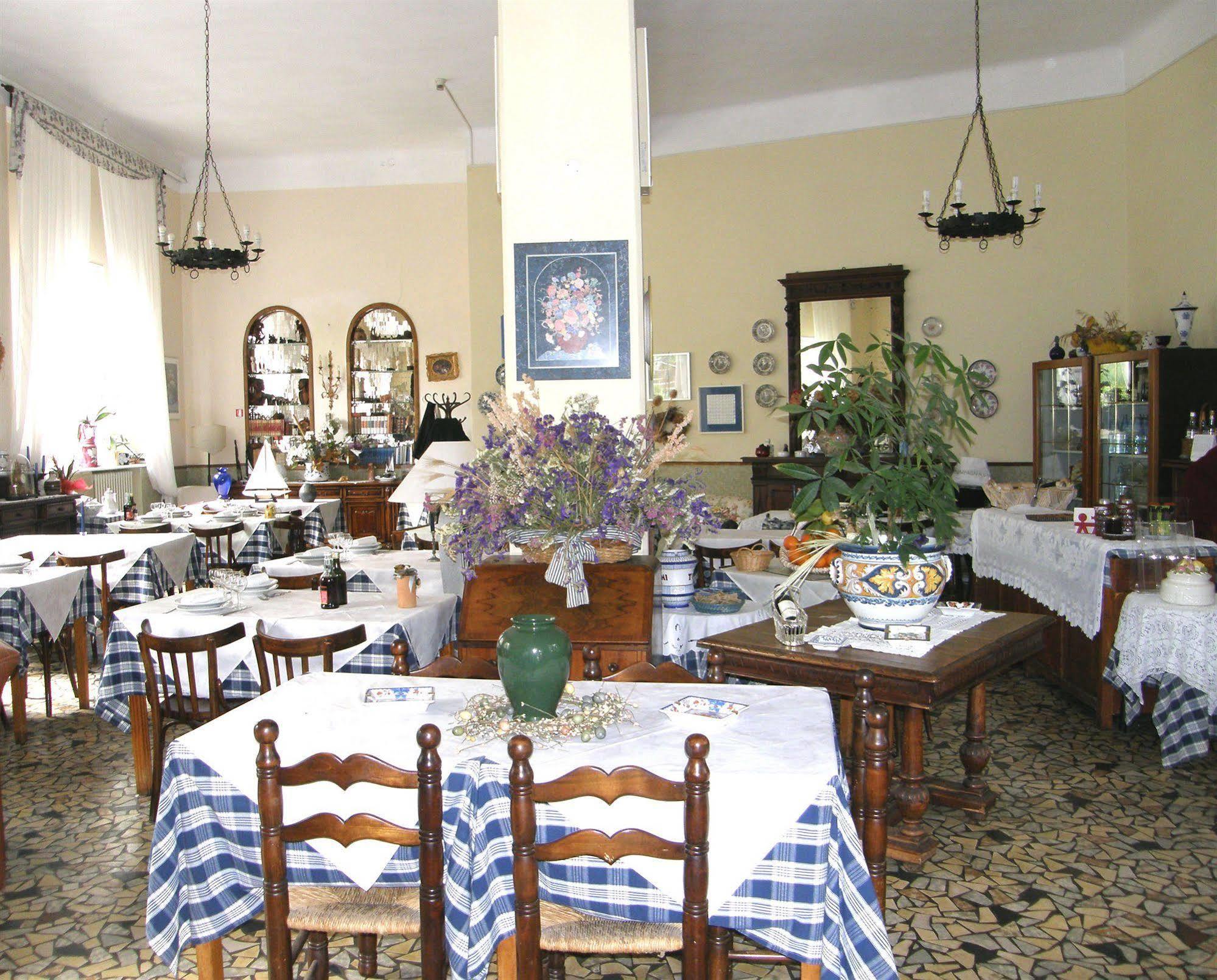 Hotel Pensione Moderna Bonassola Dış mekan fotoğraf